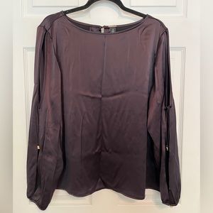 Chico’s Black Label Size 3 (16/18) Long Sleeve Open Slit Sleeve
